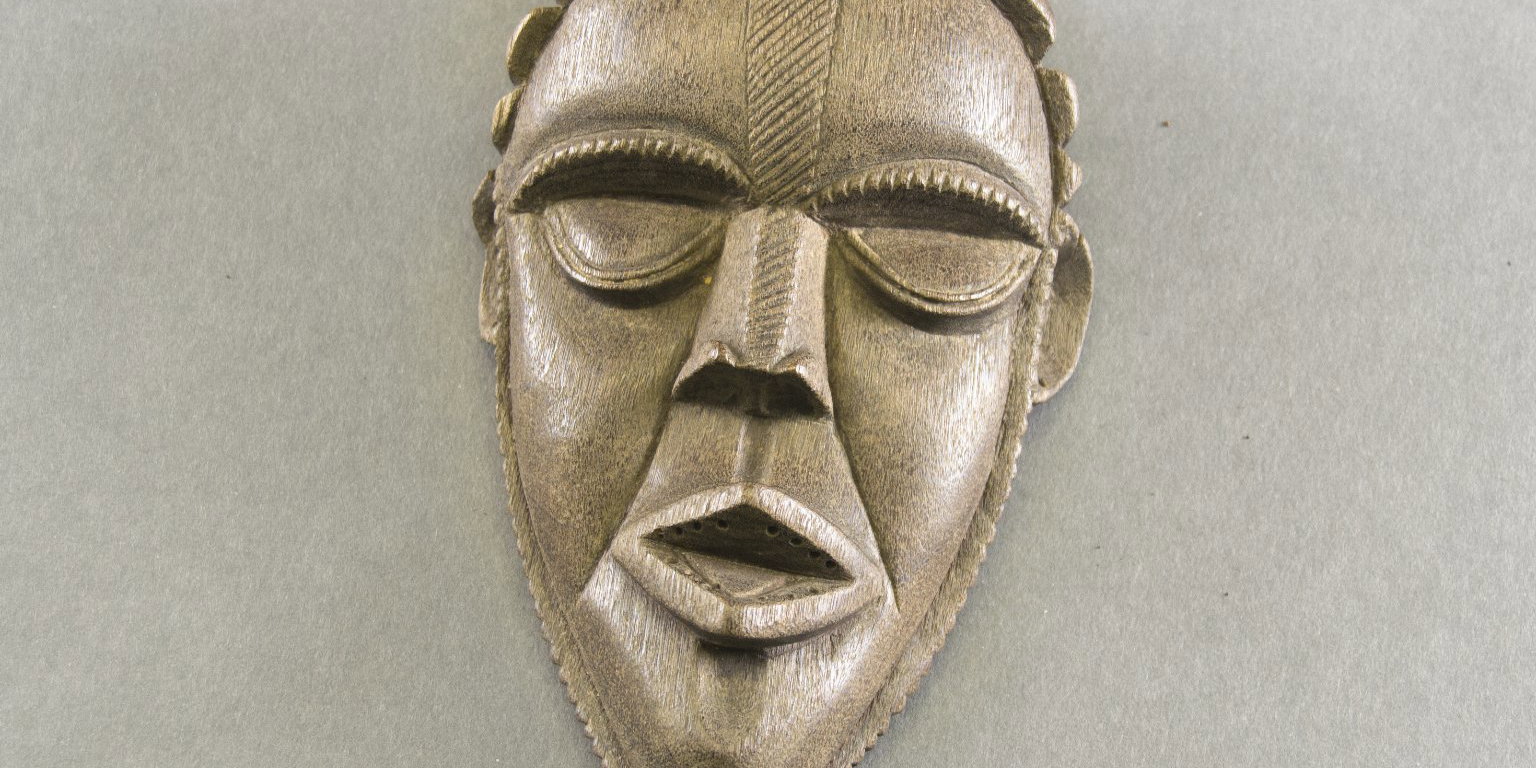 personal-miniature-mask-brooklyn-museum