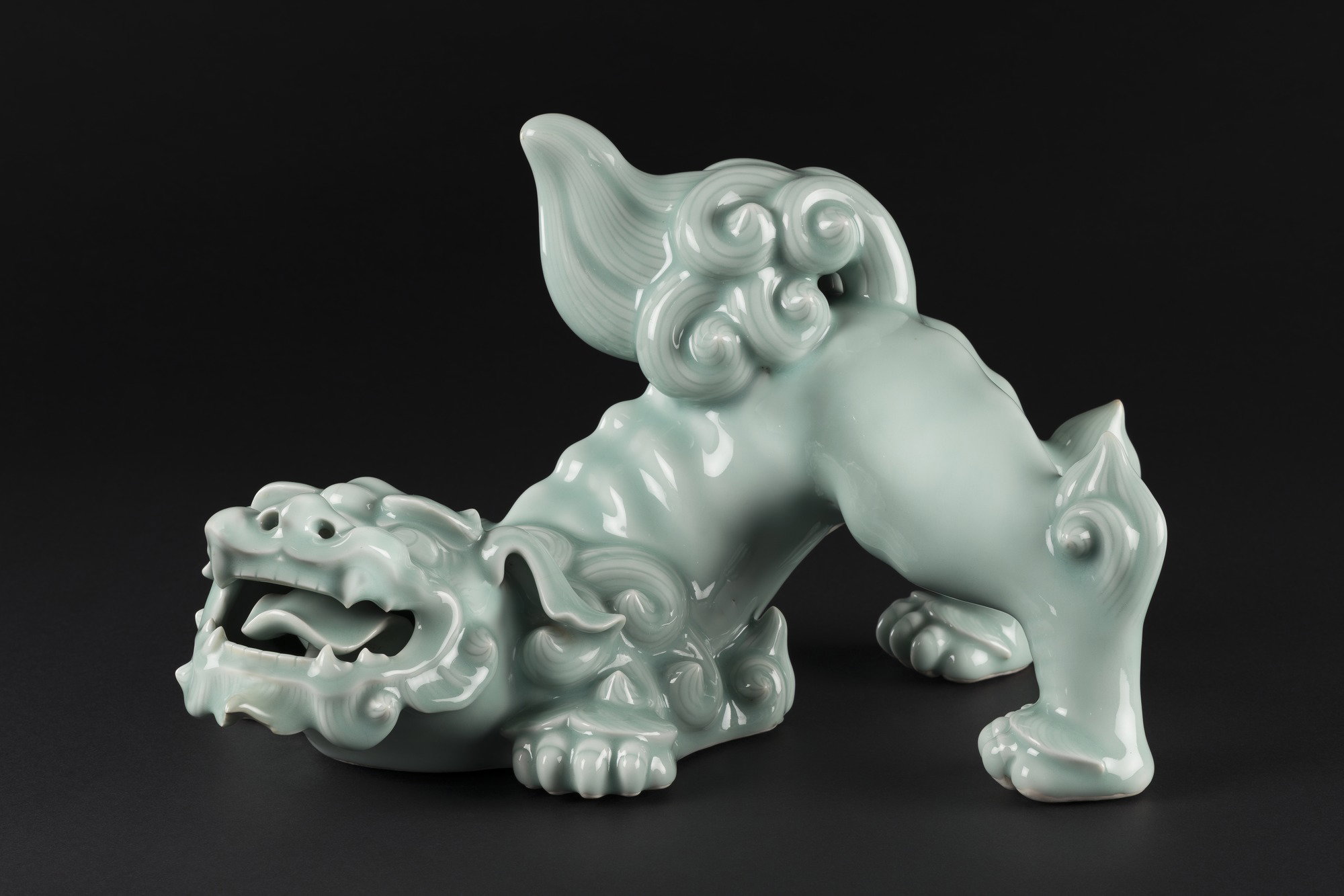 Celadon Karashishi (Chinese lion-dog) · Brooklyn Museum