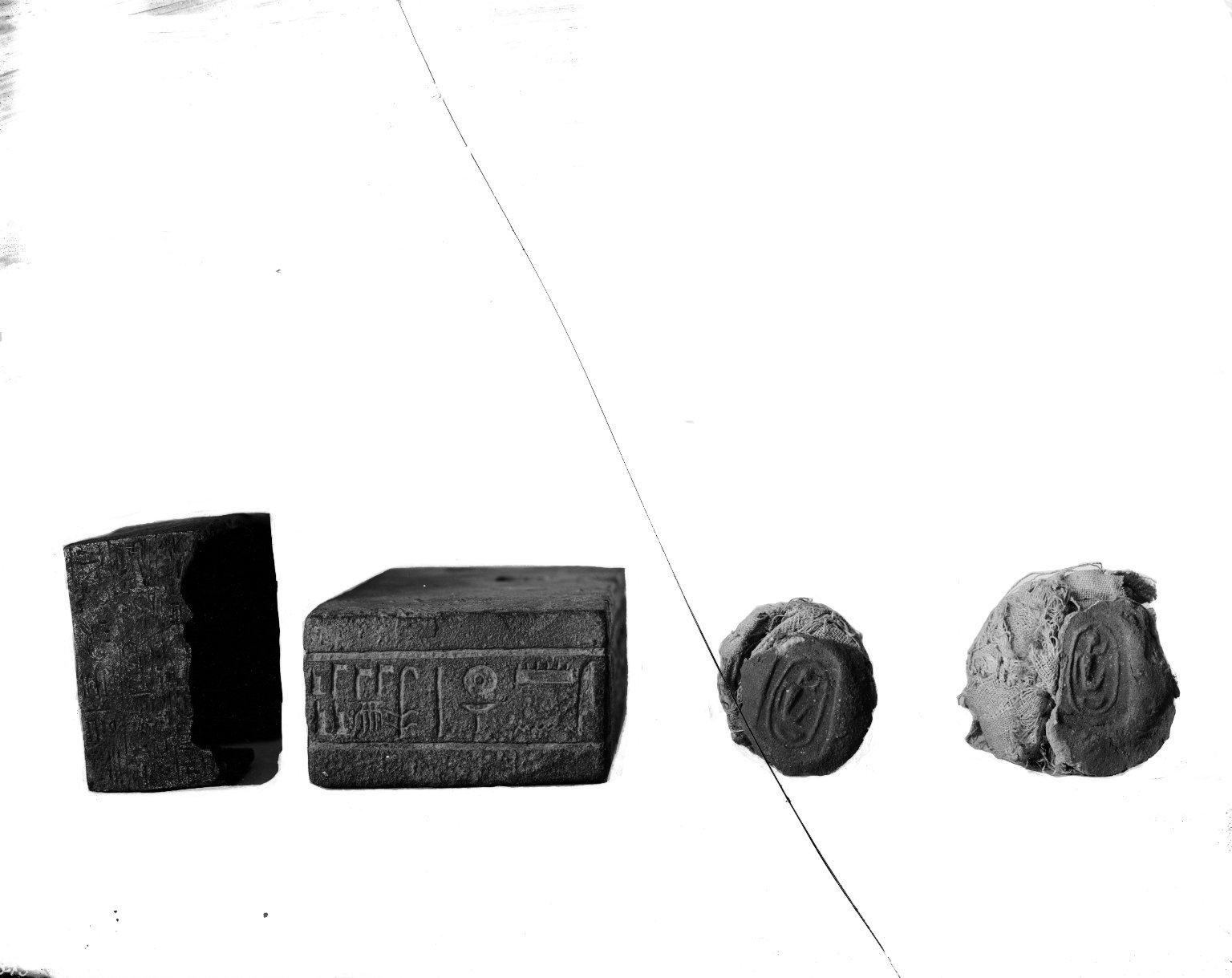 Oblong Pedestal