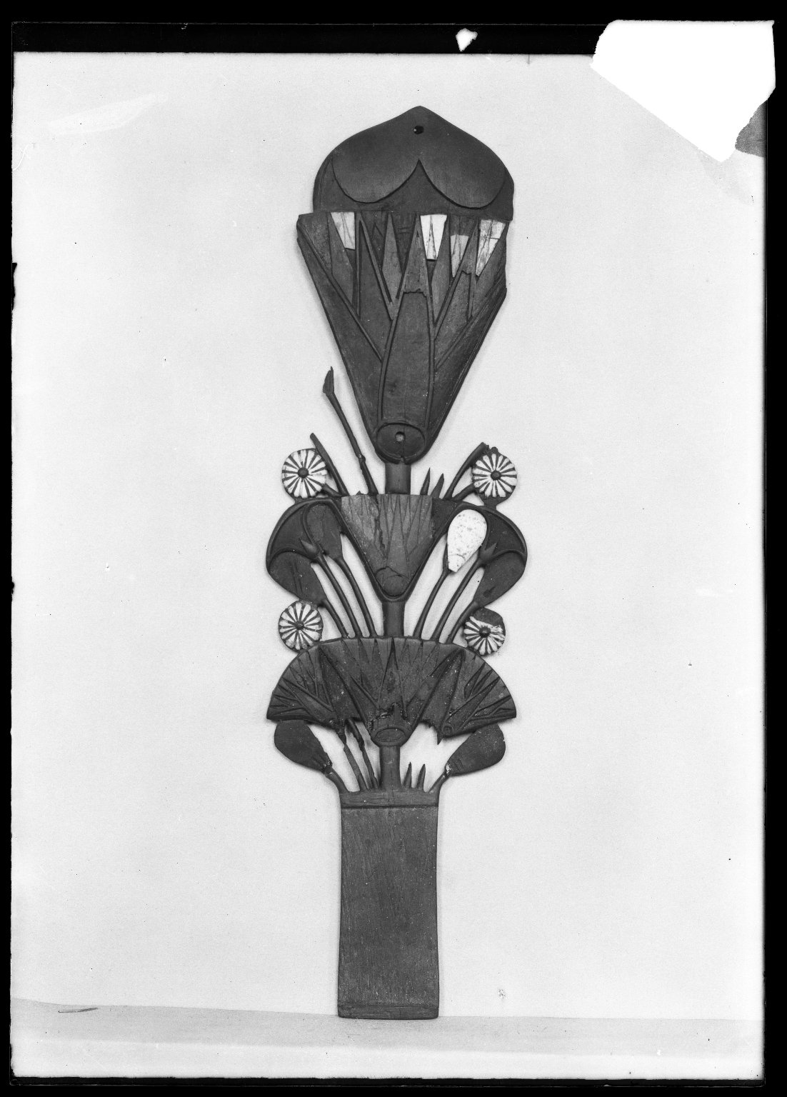 Toilet Spoon in the Shape of a Bouquet of Flowers