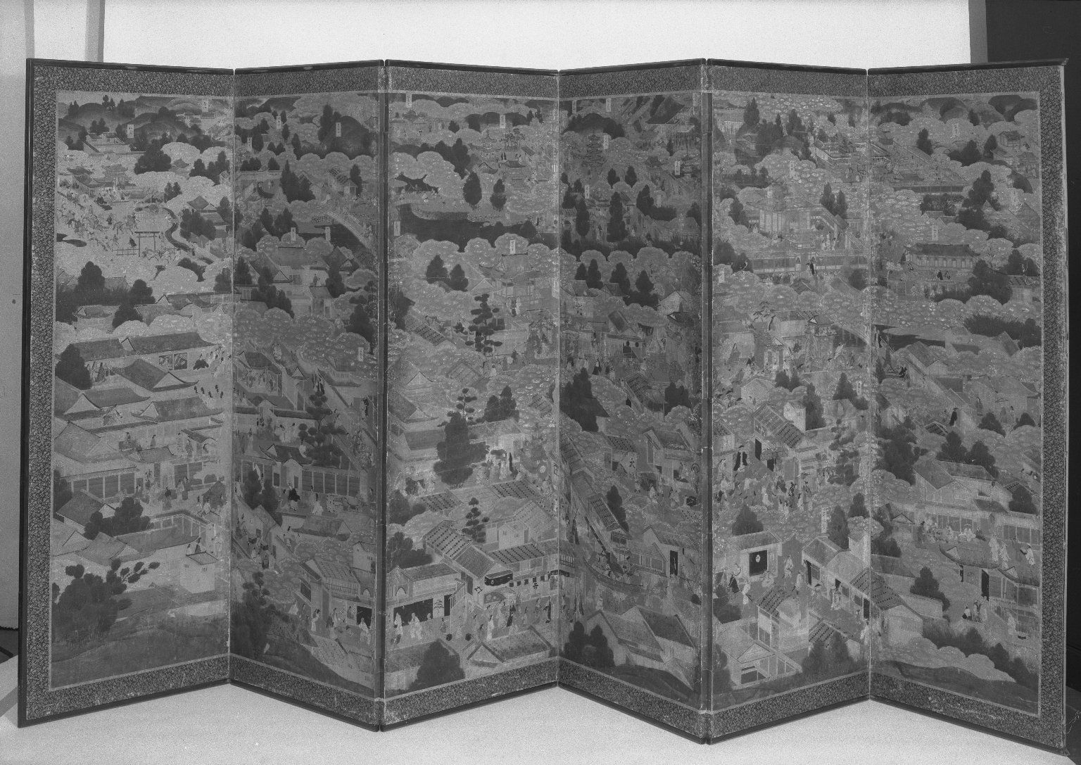 Views In and Around Kyoto (Rakuchu rakugai zu) · Brooklyn Museum