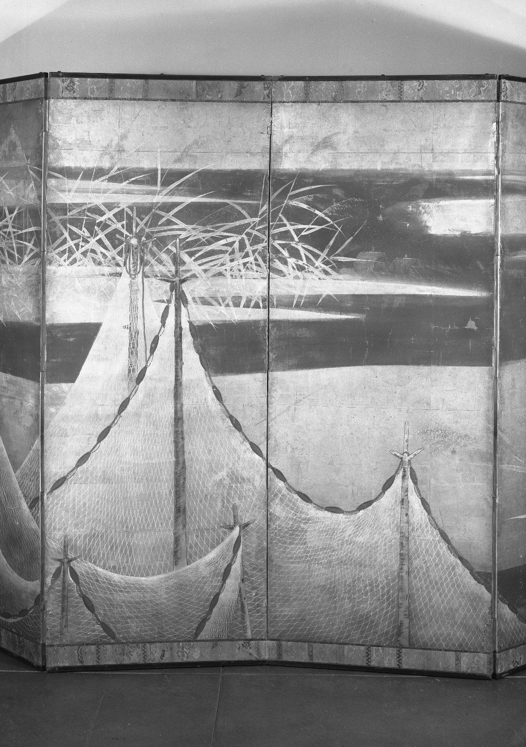 SELF-PORTRAIT フィッシュネットガウン Drying Fishnets in the Four Seasons · Brooklyn Museum