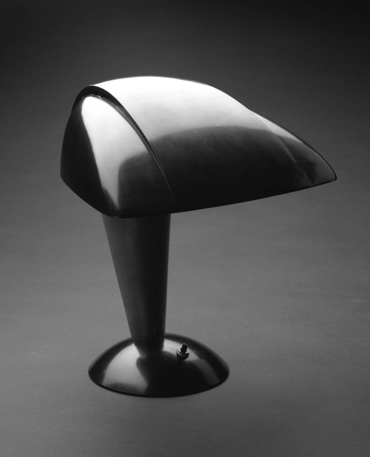 Walter Dorwin Teague Lens Bowl リプロダクト 82.168.1_view1_bw.jpg?width=