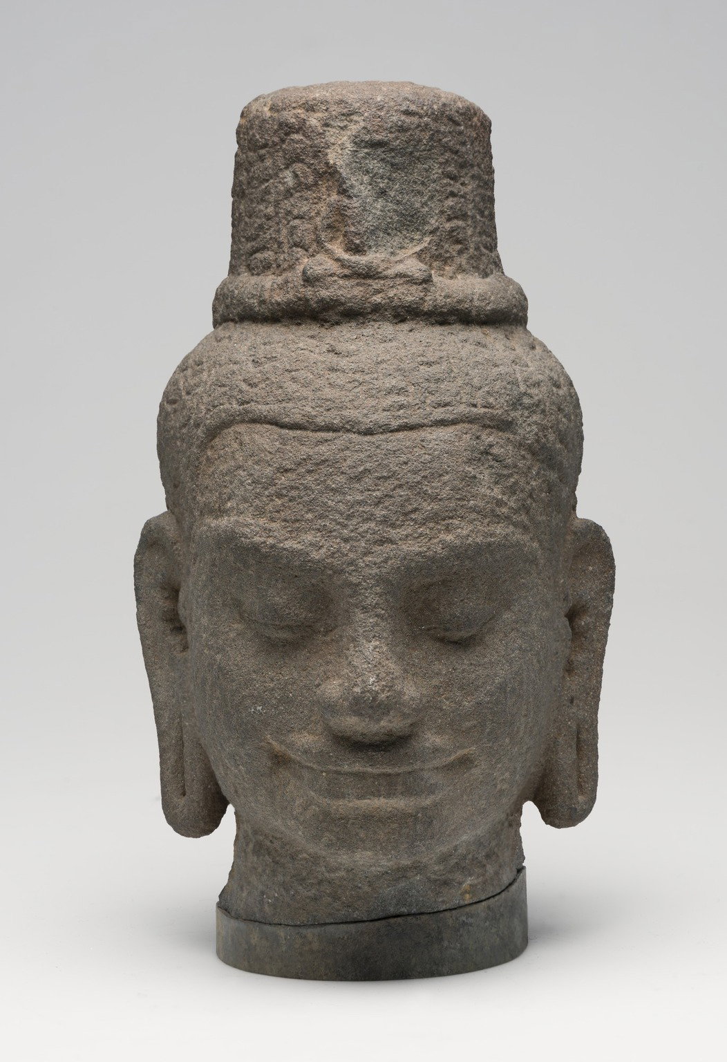 Head of a Bodhisattva Lokesvara, Bayon style · Brooklyn Museum