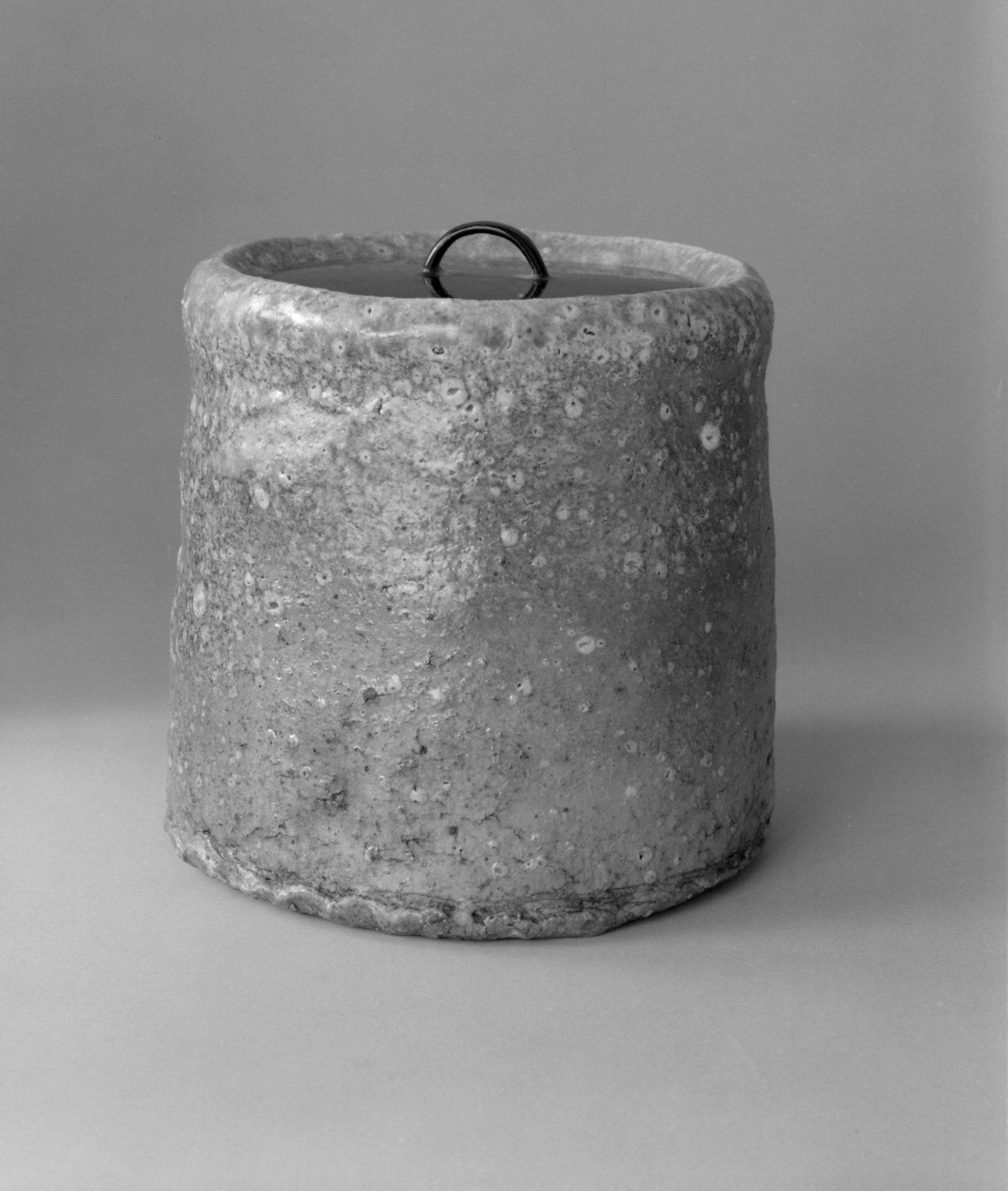 Shigaraki Ware Mizusashi (Tea Ceremony Fresh Water Jar) · Brooklyn