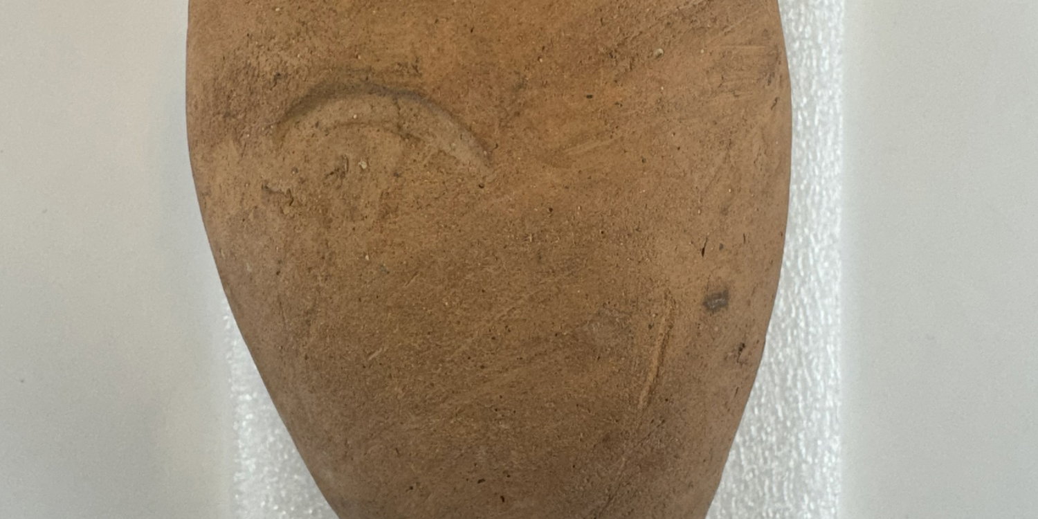 Pointed Shape Vase · Brooklyn Museum