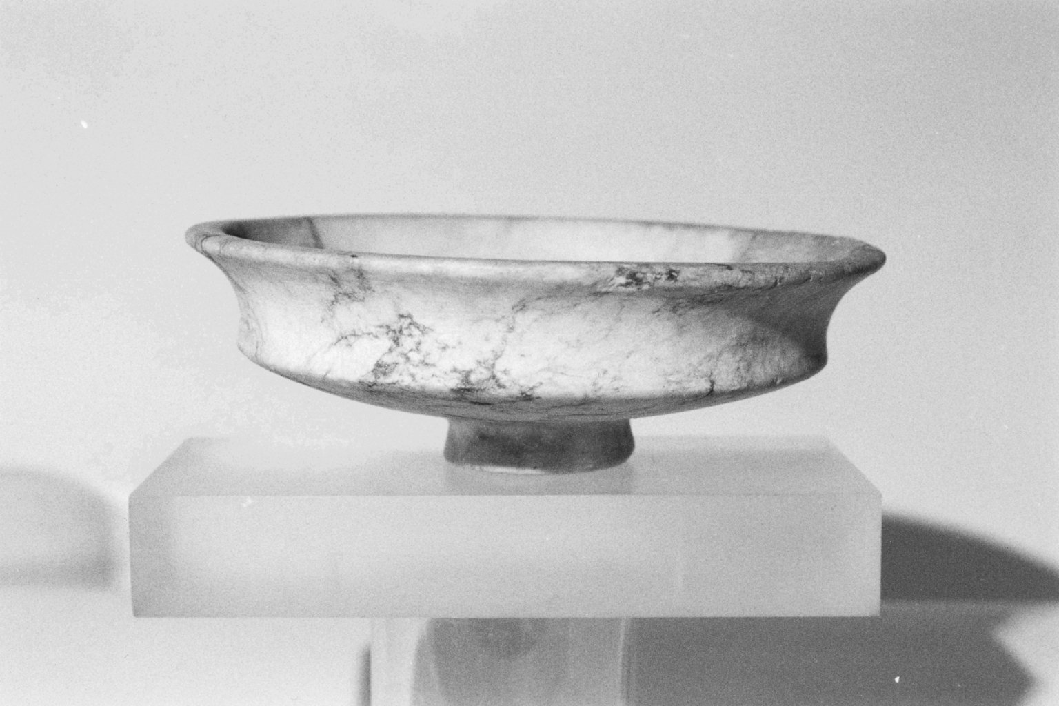 Shallow Dish with Low Cylindrical Foot