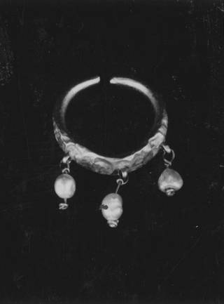 Earring