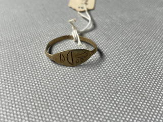 Finger Ring