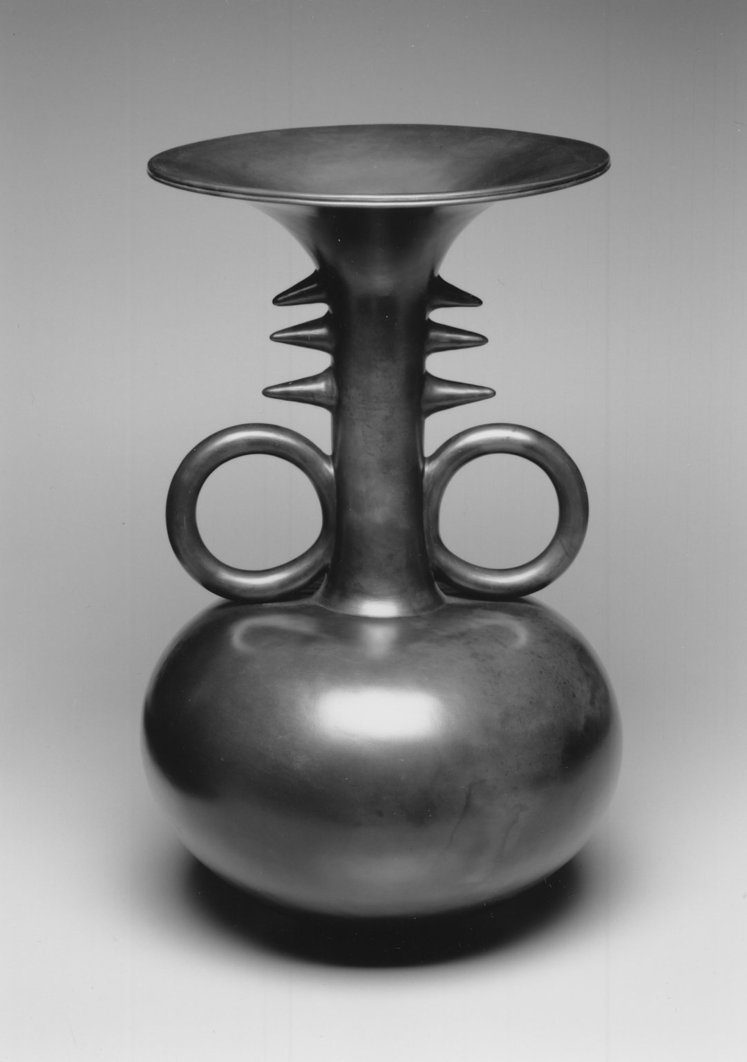 Symmetrical Reduced Black Narrow-Necked Tall Piece · Brooklyn Museum