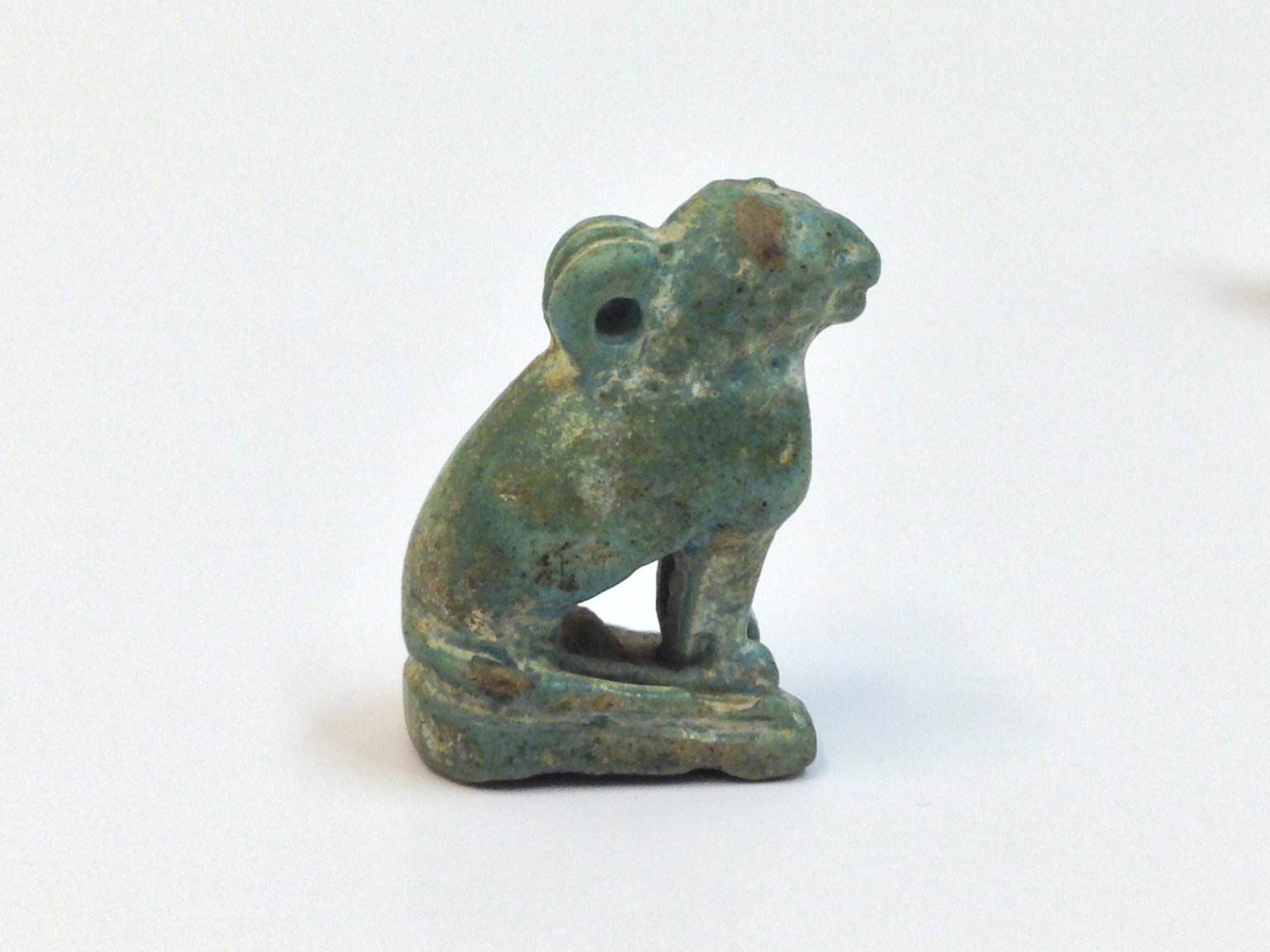 Squatting Cat Amulet