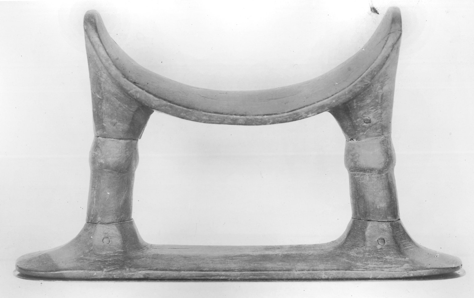 Headrest with Two Supports