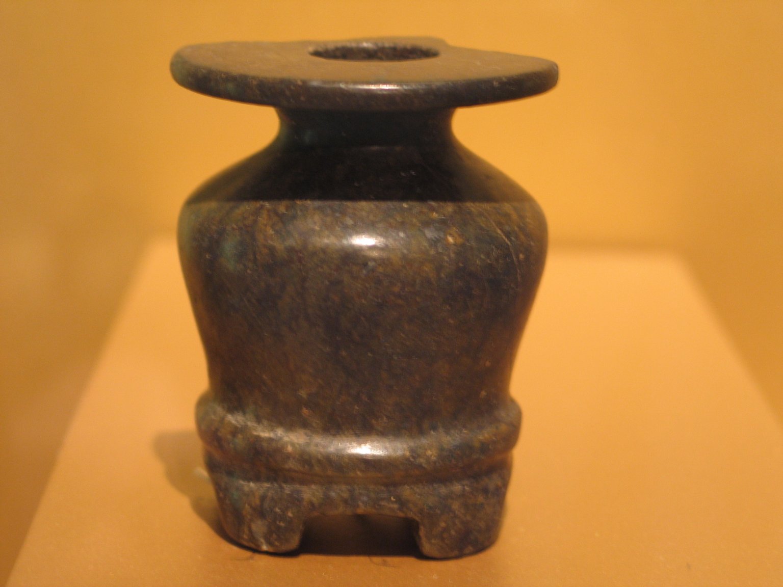 Kohl Pot