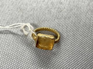 Finger Ring