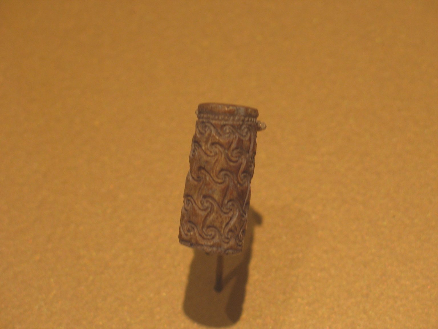 Cylinder Seal with Interlocking Scrolls