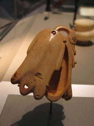 Cosmetic Container in Form of Trussed Goose