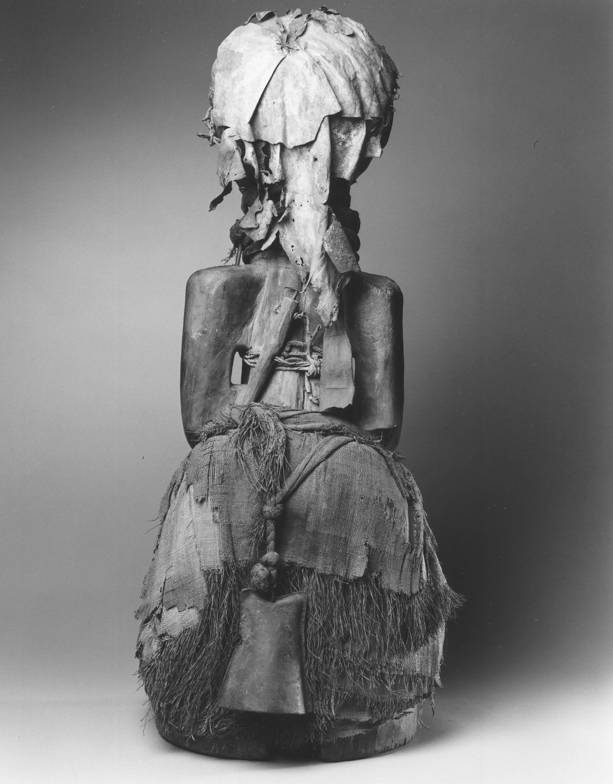 洋書 SCULPTURE kalifano-recycled-metal-art-