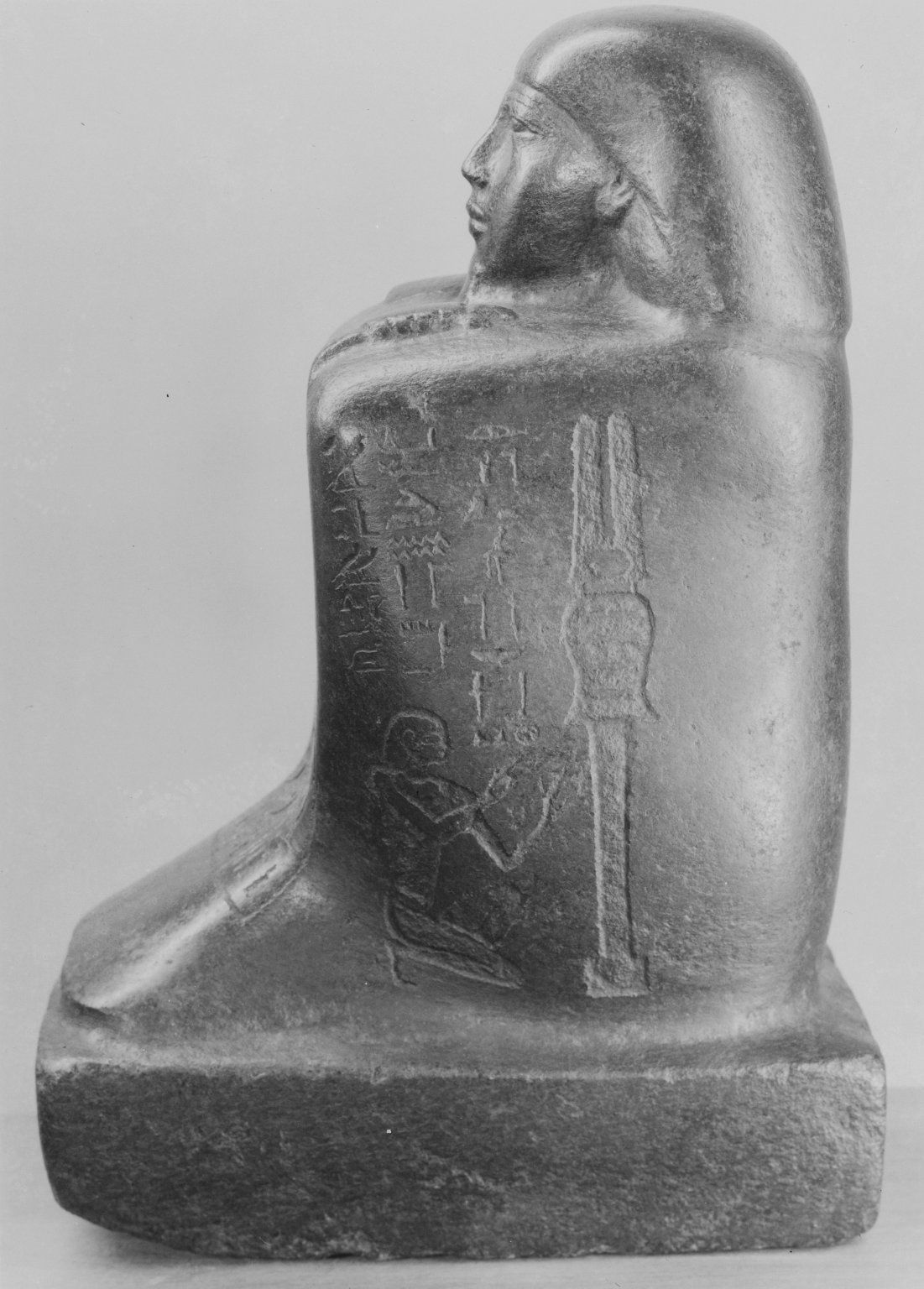 Block Statue of Harsiese, a Priest of Amun and Min · Brooklyn Museum