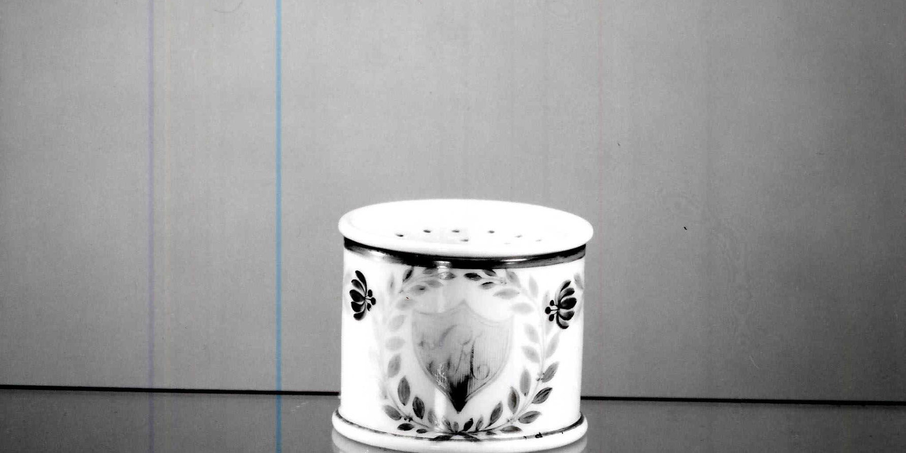 Pounce Pot · Brooklyn Museum