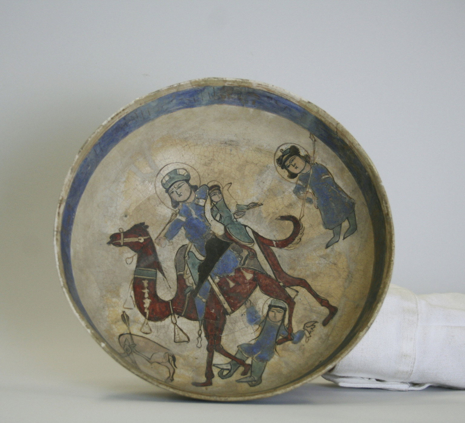 Bowl Depicting Bahram Gur and Azada · Brooklyn Museum